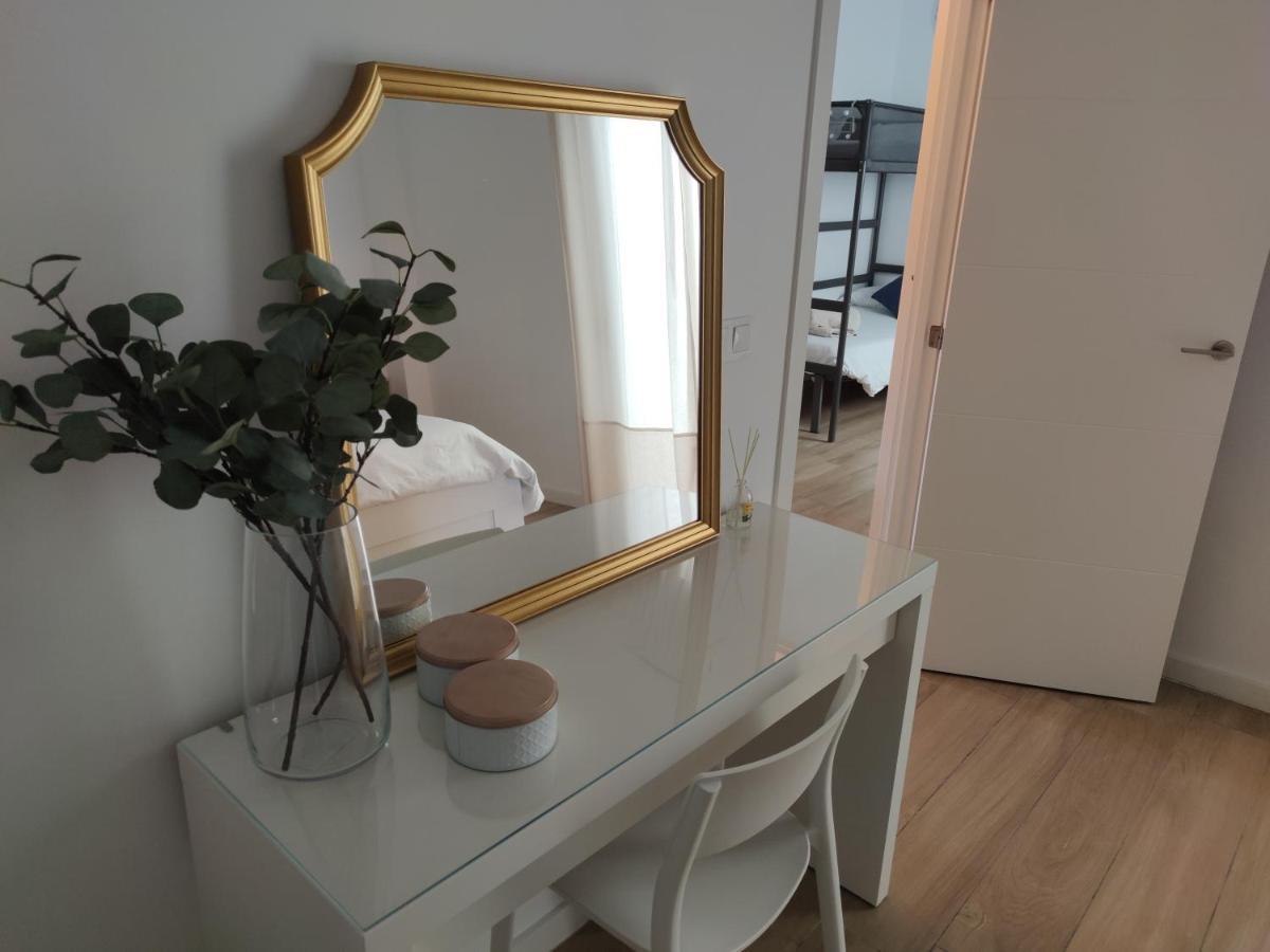 Apartamento Bajo Luminoso en Barrio de Nervion Sevilla Exterior foto