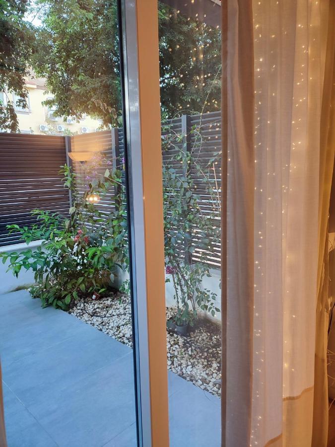 Apartamento Bajo Luminoso en Barrio de Nervion Sevilla Exterior foto